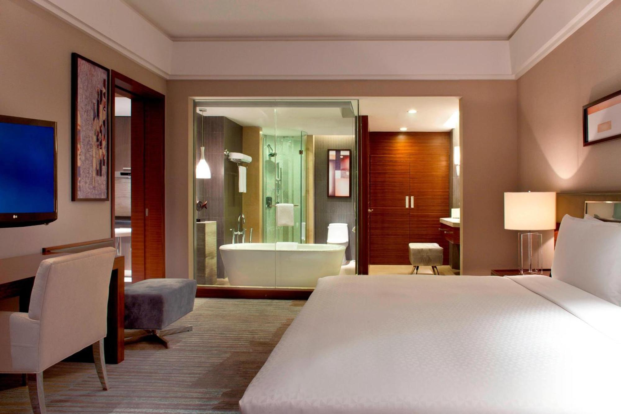 Four Points By Sheraton Taicang Екстериор снимка